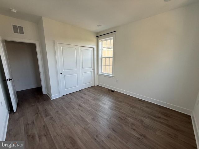 10824 CEDAR AVE, Fairfax, VA 22030