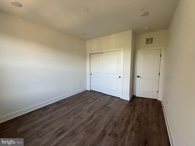 10824 CEDAR AVE, Fairfax, VA 22030