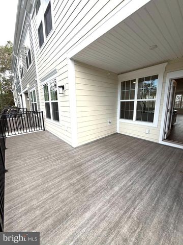 10824 CEDAR AVE, Fairfax, VA 22030