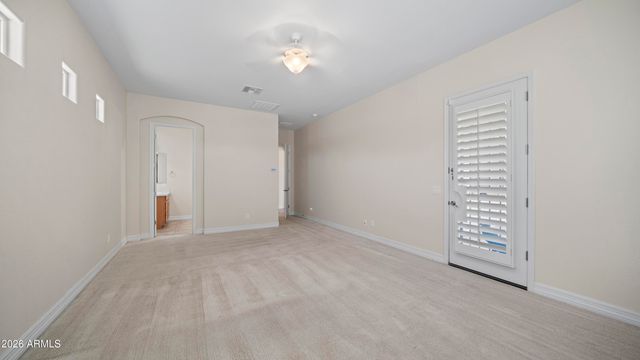 5263 S JOSHUA TREE Lane, Gilbert, AZ 85298