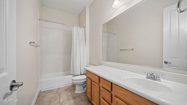 5263 S JOSHUA TREE Lane, Gilbert, AZ 85298