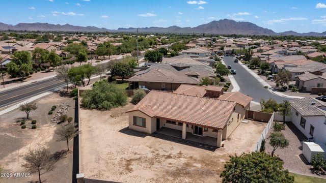 5263 S JOSHUA TREE Lane, Gilbert, AZ 85298