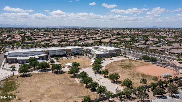 5263 S JOSHUA TREE Lane, Gilbert, AZ 85298