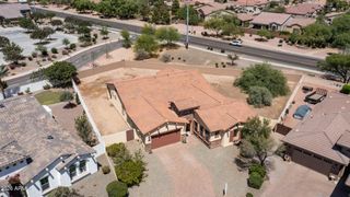5263 S JOSHUA TREE Lane, Gilbert, AZ 85298