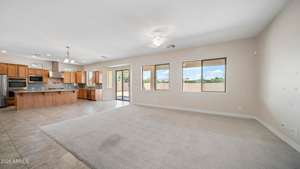 5263 S JOSHUA TREE Lane, Gilbert, AZ 85298 — photo 4
