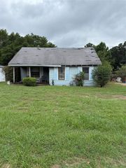 829 N Prairieville Street, Athens, TX 75751
