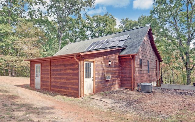 230 Pine Forest Loop, Blue Ridge, GA 30513