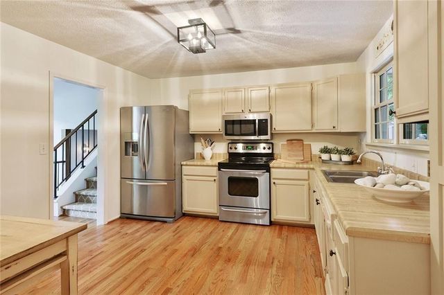 130 Cains Cove Drive, Alpharetta, GA 30009