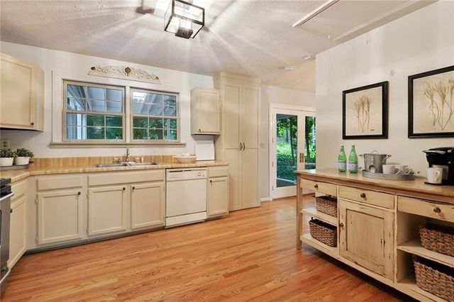 130 Cains Cove Drive, Alpharetta, GA 30009