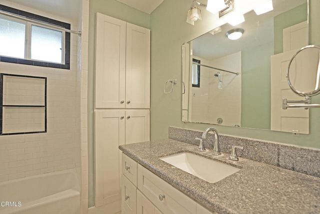 970 N El Molino Avenue, Pasadena, CA 91104