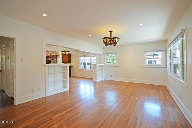 970 N El Molino Avenue, Pasadena, CA 91104