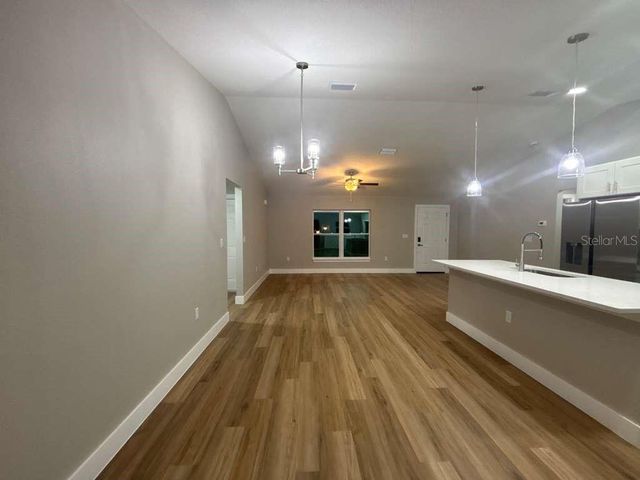 1884 W QUAKER LANE, Citrus Springs, FL 34434