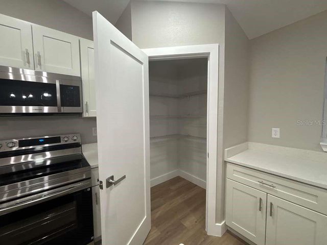 1884 W QUAKER LANE, Citrus Springs, FL 34434