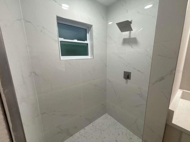 1884 W QUAKER LANE, Citrus Springs, FL 34434