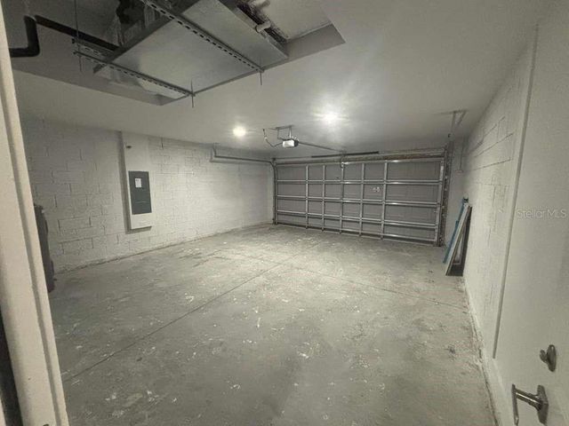 1884 W QUAKER LANE, Citrus Springs, FL 34434