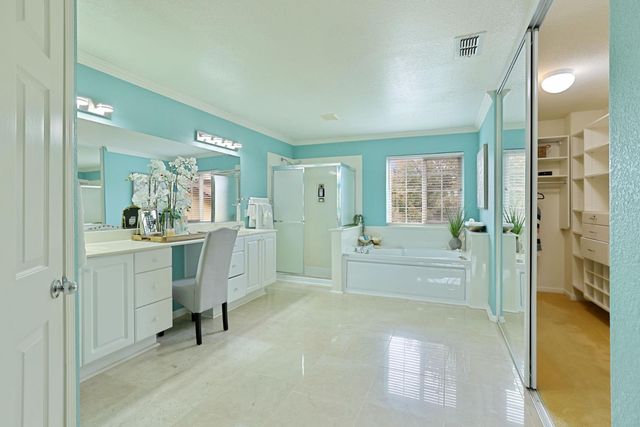 6409 Brook Hollow Cir, Stockton, CA 95219