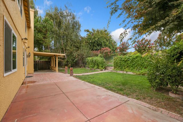 6409 Brook Hollow Cir, Stockton, CA 95219