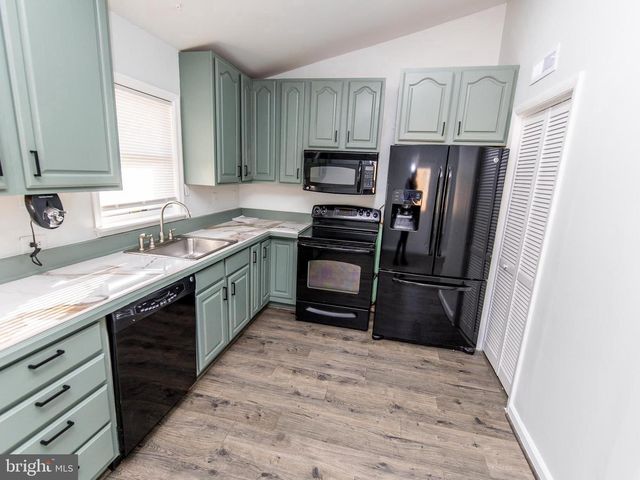 15901 PERKINS LN, Bowie, MD 20716