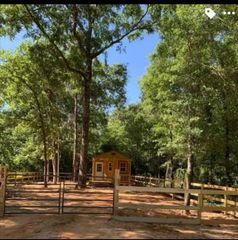 175 Cloverdale, Livingston, TX 77351
