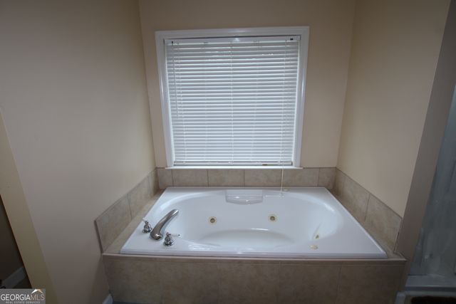 206 Long Leaf Trail, Byron, GA 31008