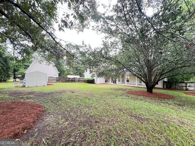 206 Long Leaf Trail, Byron, GA 31008