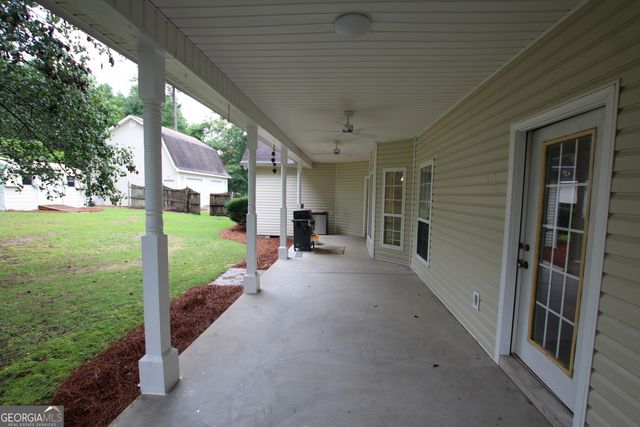 206 Long Leaf Trail, Byron, GA 31008