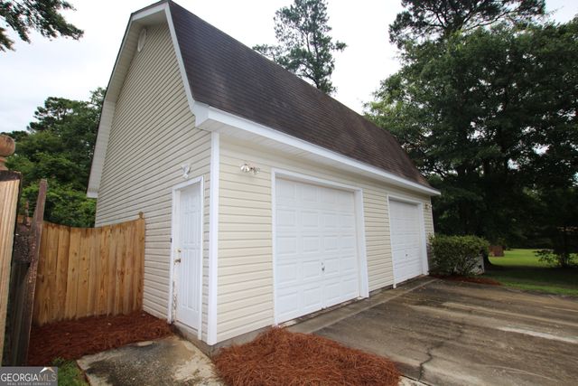 206 Long Leaf Trail, Byron, GA 31008