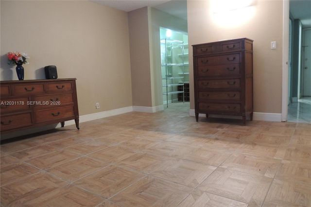 4880 NW 22nd Street 107, Lauderhill, FL 33313
