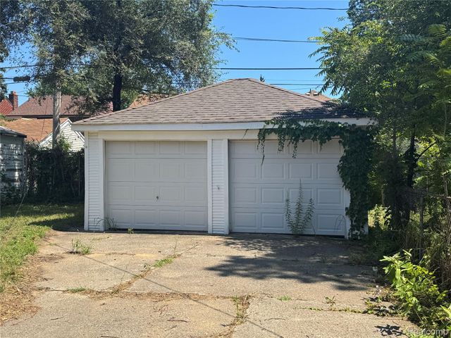 15820 Wisconsin Street, Detroit, MI 48238