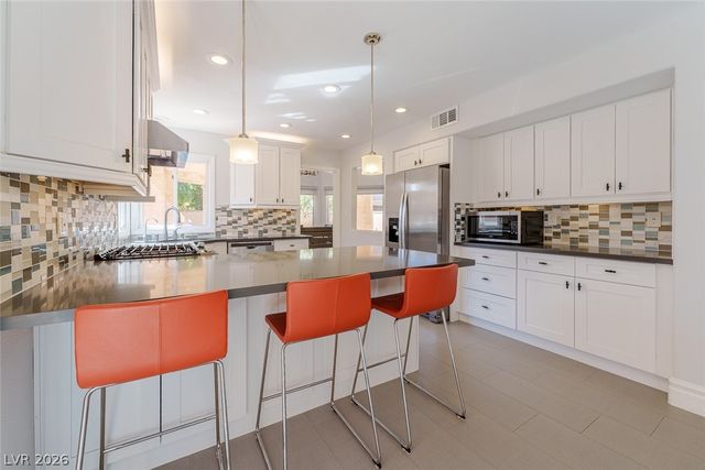 5103 Southern Hills Lane, Las Vegas, NV 89113