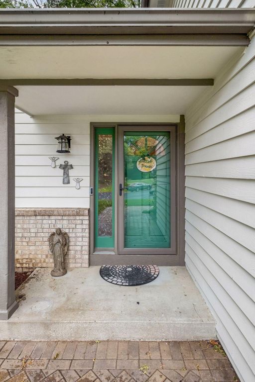 13480 Georgia Court, Apple Valley, MN 55124 — photo 4