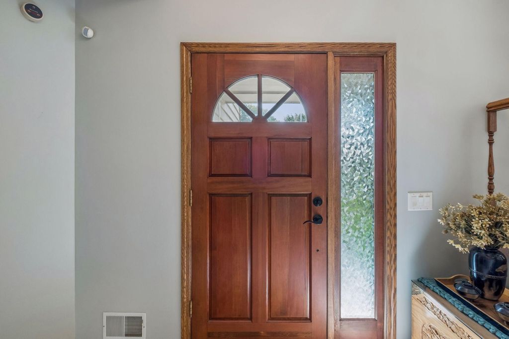 13480 Georgia Court, Apple Valley, MN 55124 — photo 5