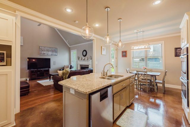 5512 Milan Avenue, Benton, AR 72019