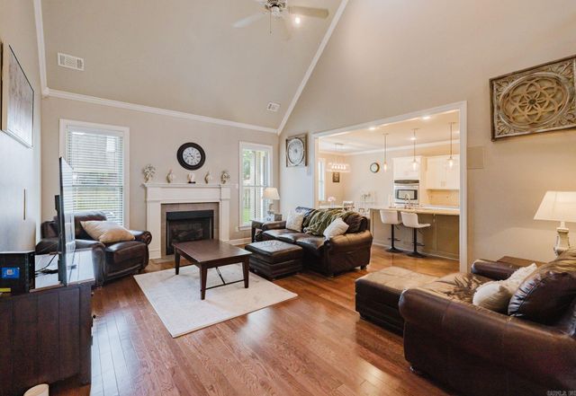5512 Milan Avenue, Benton, AR 72019