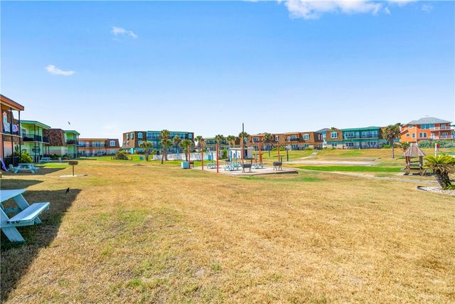 700 Island Retreat CT 28, Port Aransas, TX 78373