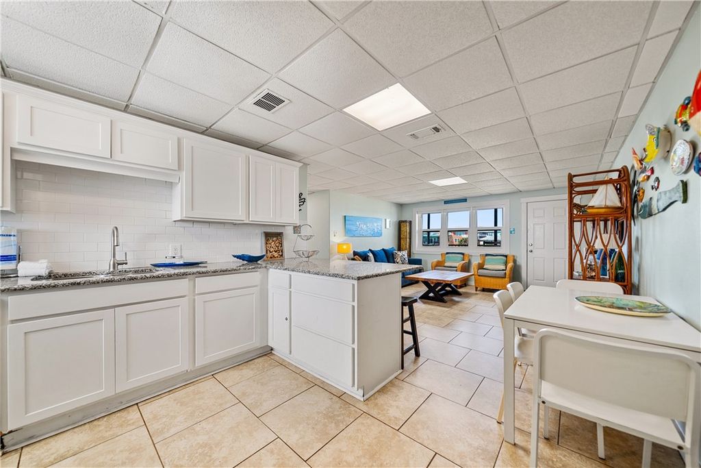 700 Island Retreat CT 28, Port Aransas, TX 78373 — photo 4