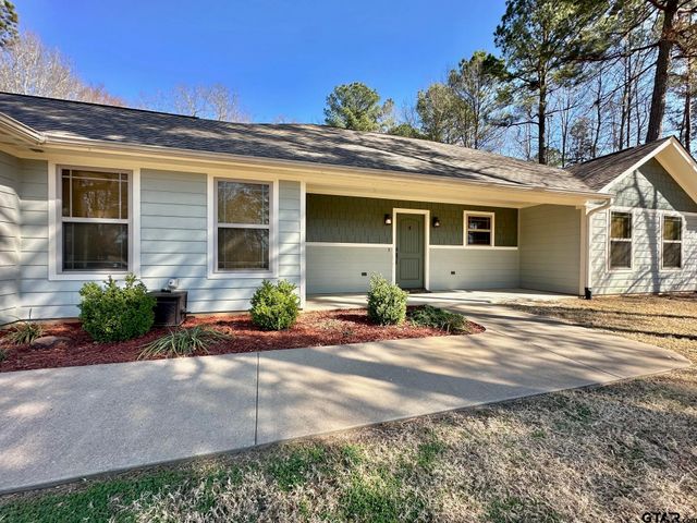 201 Memory Ln, Kilgore, TX 75662