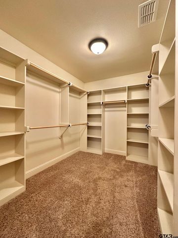 201 Memory Ln, Kilgore, TX 75662