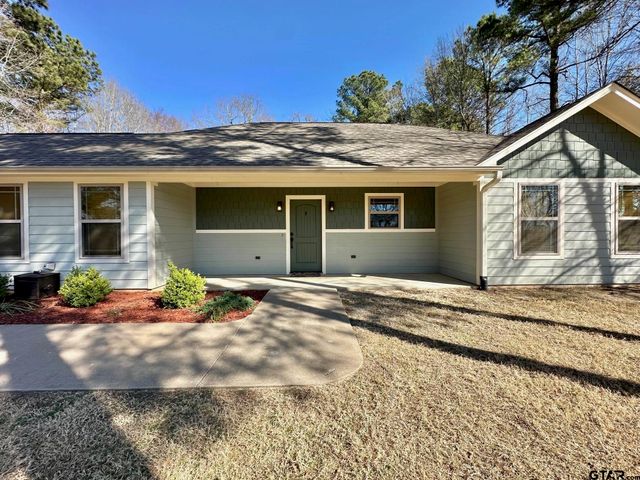 201 Memory Ln, Kilgore, TX 75662