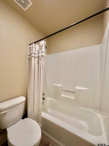 201 Memory Ln, Kilgore, TX 75662