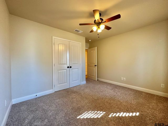 201 Memory Ln, Kilgore, TX 75662