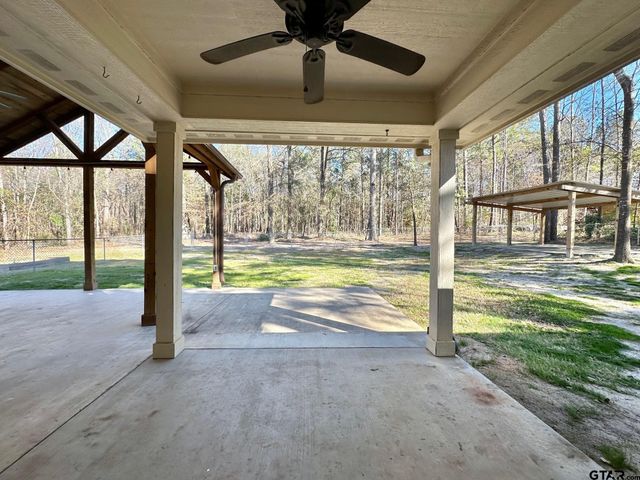 201 Memory Ln, Kilgore, TX 75662