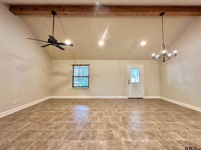 201 Memory Ln, Kilgore, TX 75662