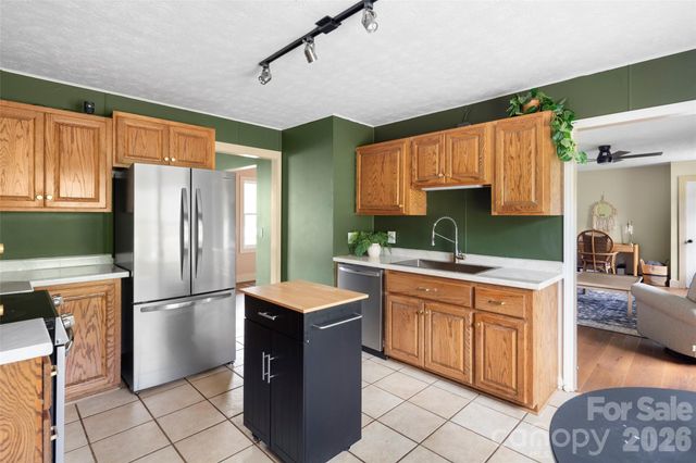 17 Boyd Cove Road, Leicester, NC 28748
