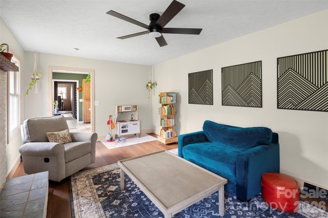 17 Boyd Cove Road, Leicester, NC 28748