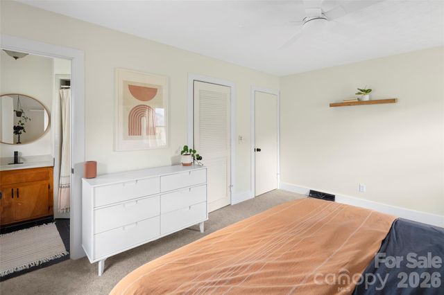 17 Boyd Cove Road, Leicester, NC 28748