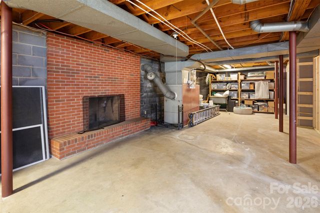 17 Boyd Cove Road, Leicester, NC 28748