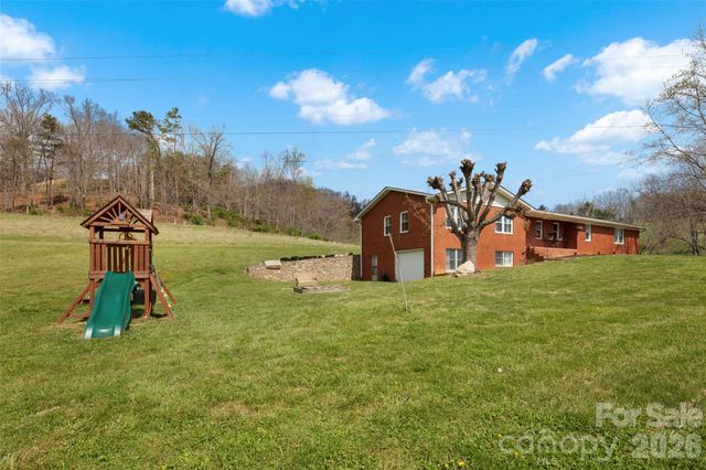 17 Boyd Cove Road, Leicester, NC 28748