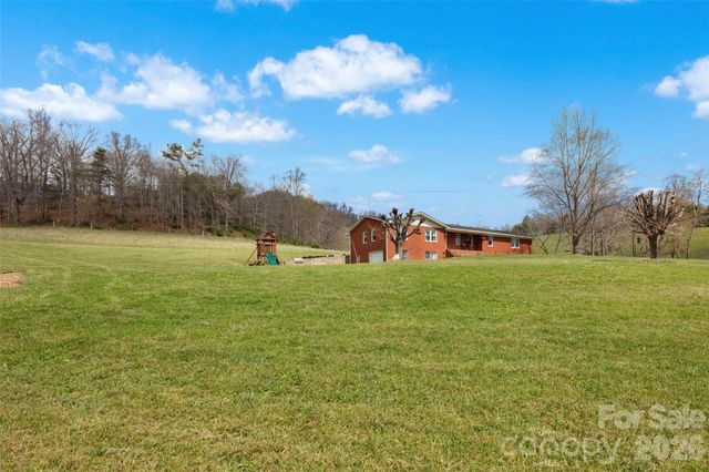 17 Boyd Cove Road, Leicester, NC 28748