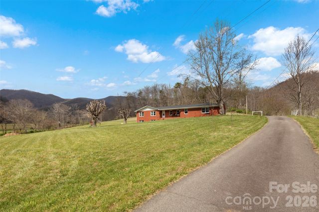 17 Boyd Cove Road, Leicester, NC 28748